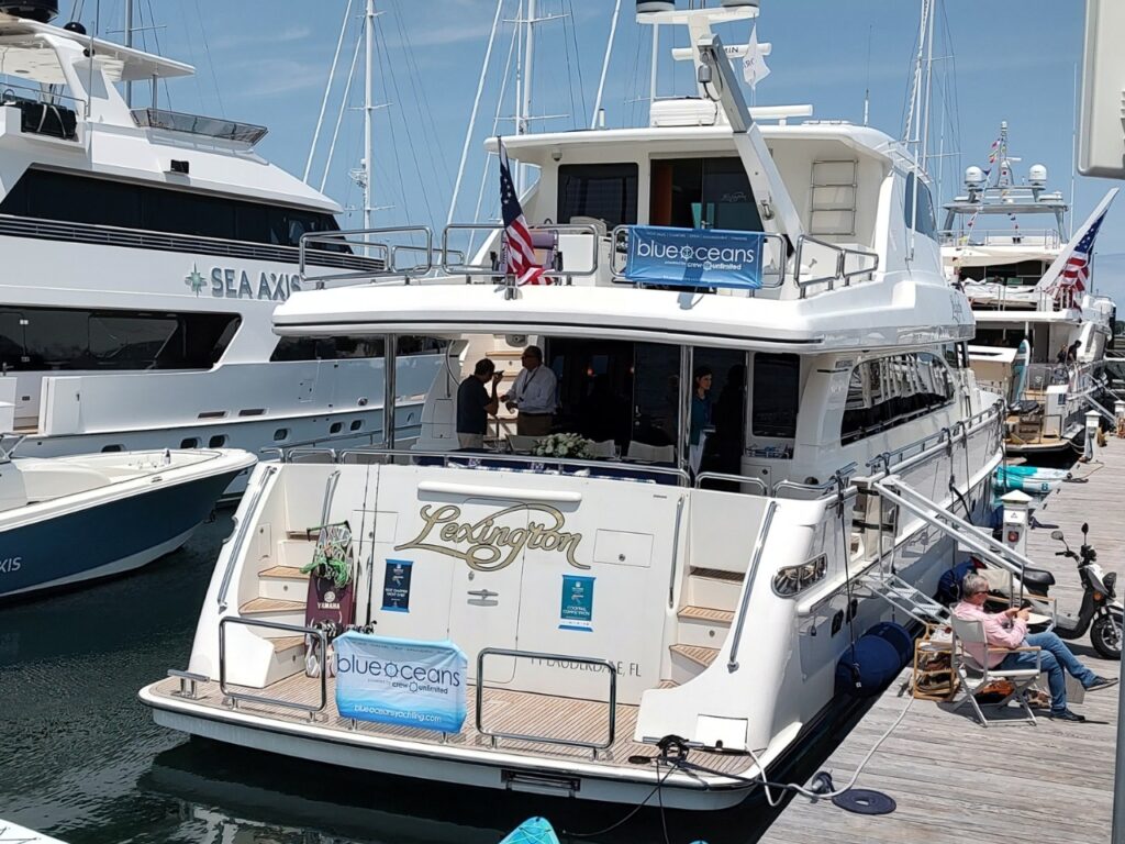 Exclusive Yachts - Newport Charter Show M/Y Lexington