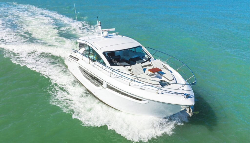 Exclusive Yachts - 43' Cruisers