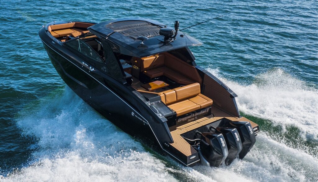 Exclusive Yachts - 38' Cruisers BRADventures