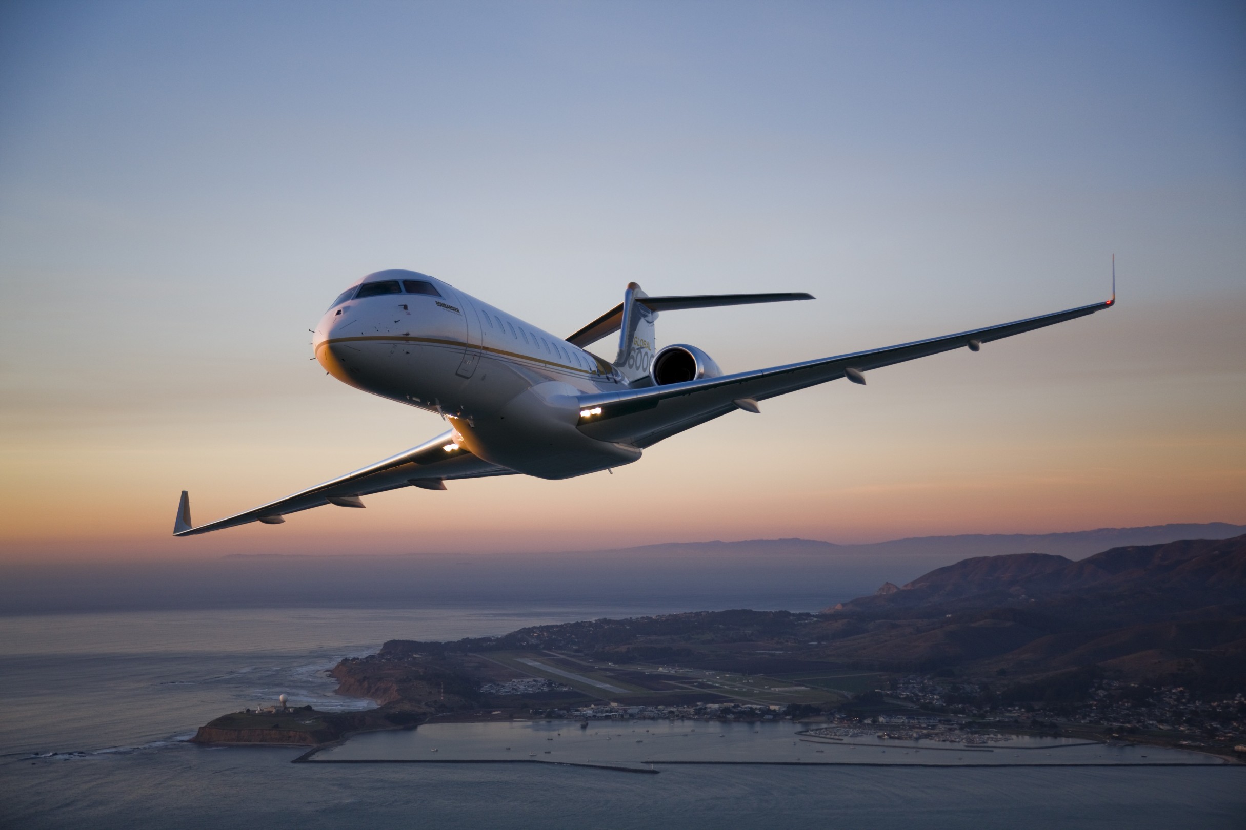 Exclusive Yachts - Outlier jets partnership - private jet 