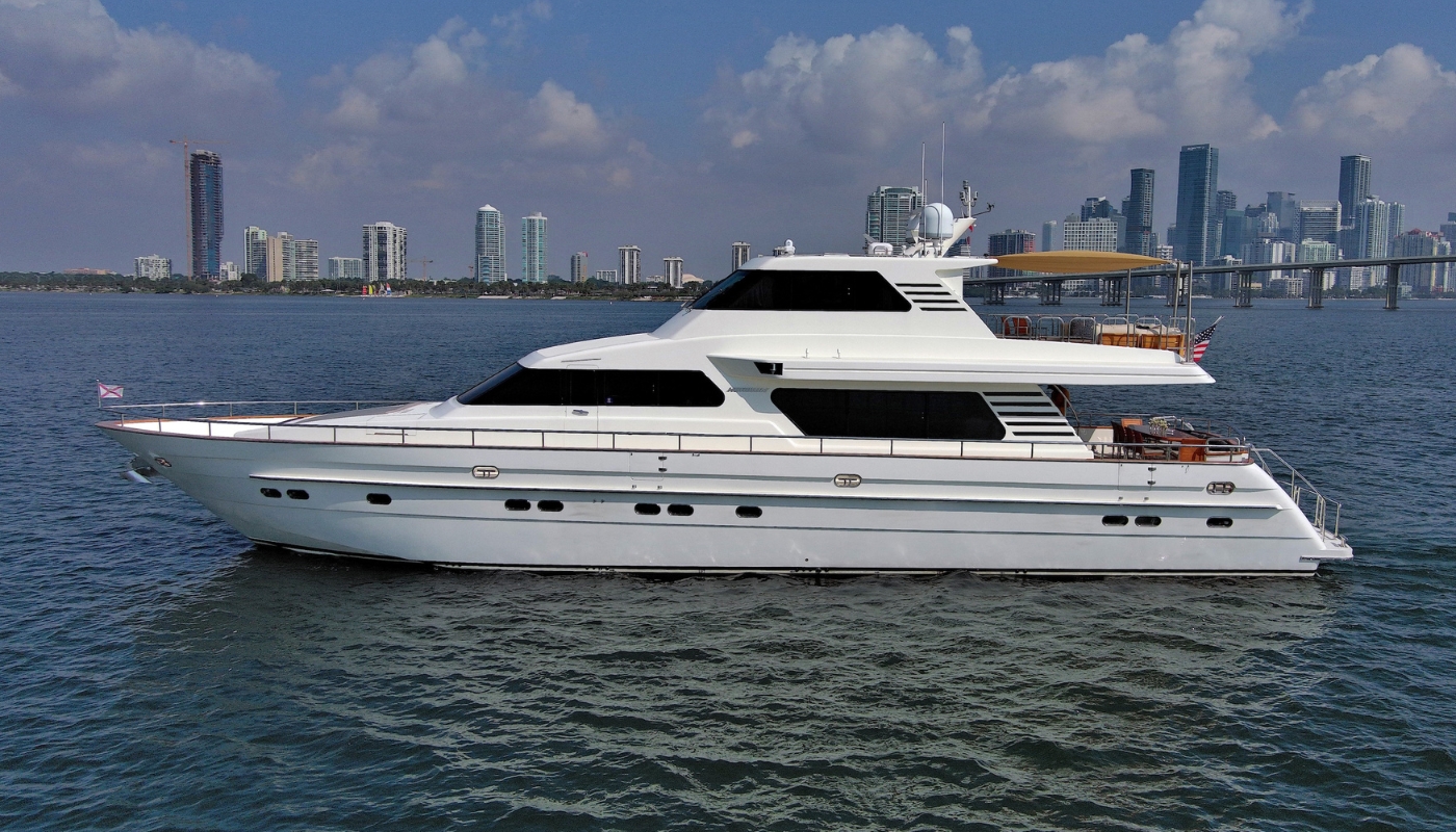 Exclusive Yachts - 82' Horizon