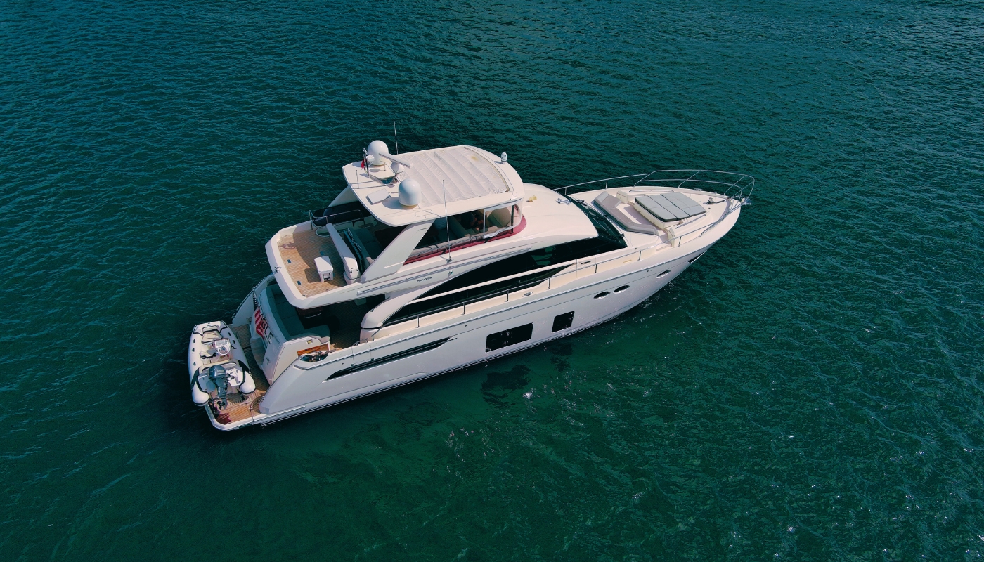 Exclusive Yachts - 68' Princess Flybridge