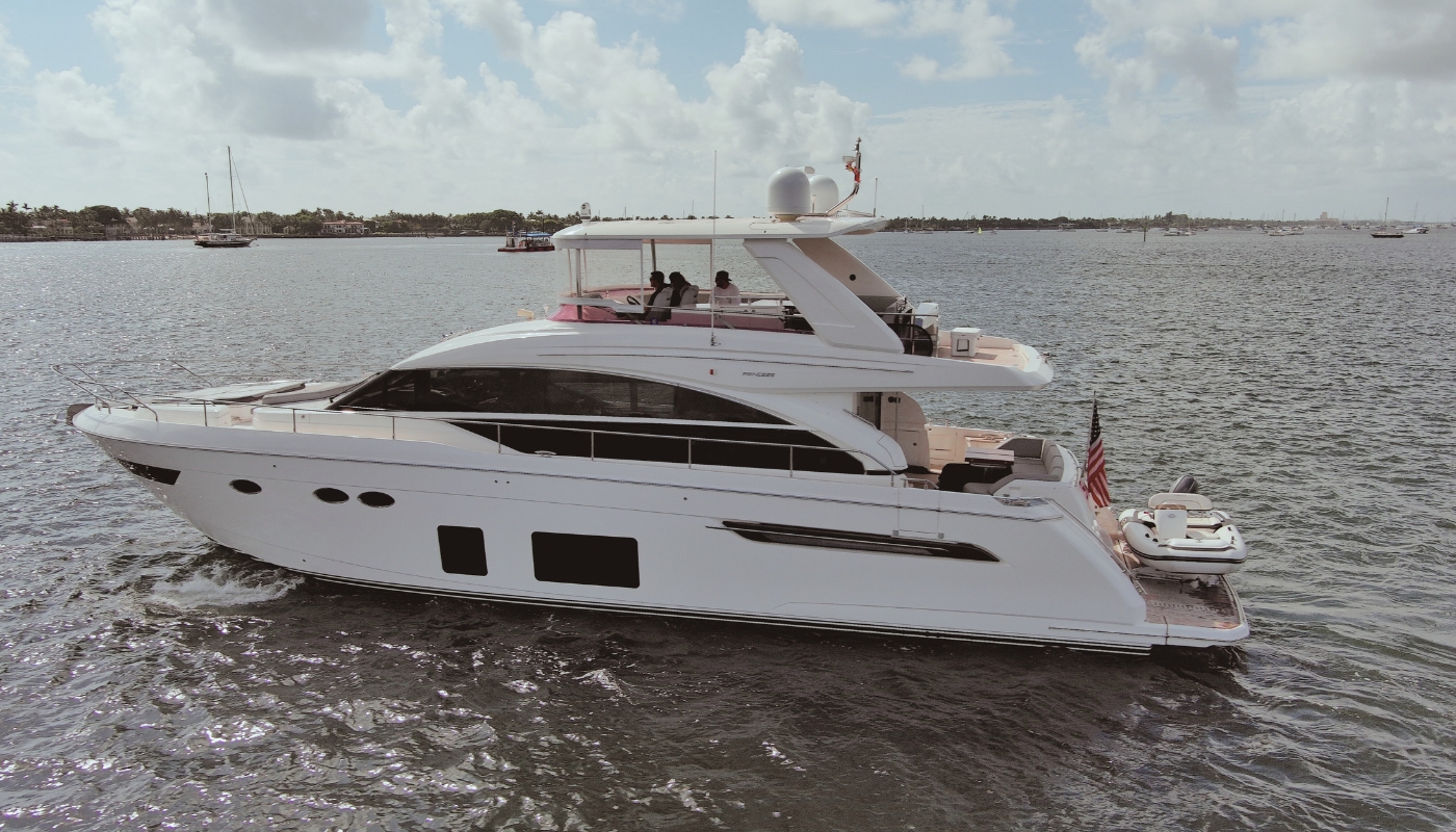Exclusive Yachts - 68' Princess Flybridge