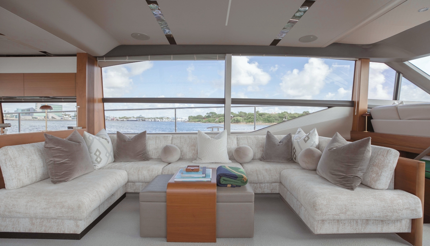 Exclusive Yachts - 68' Princess Flybridge