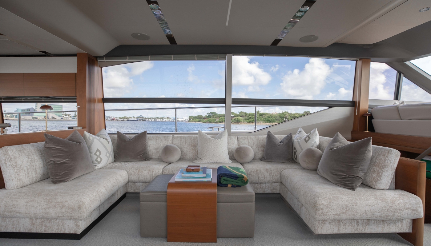 Exclusive Yachts - 68' Princess Flybridge - Sable 