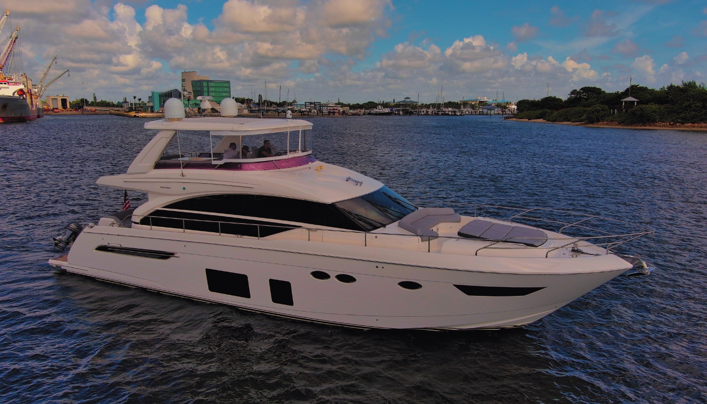 Exclusive Yachts - 68' Princess Flybridge - Sable 