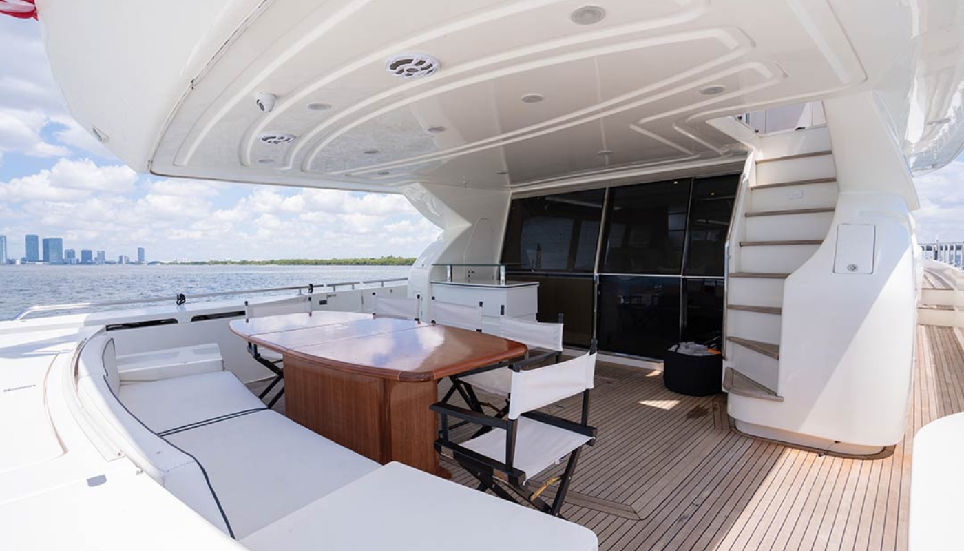 Exclusive Yachts - 78' Ferritti - Twe11ve