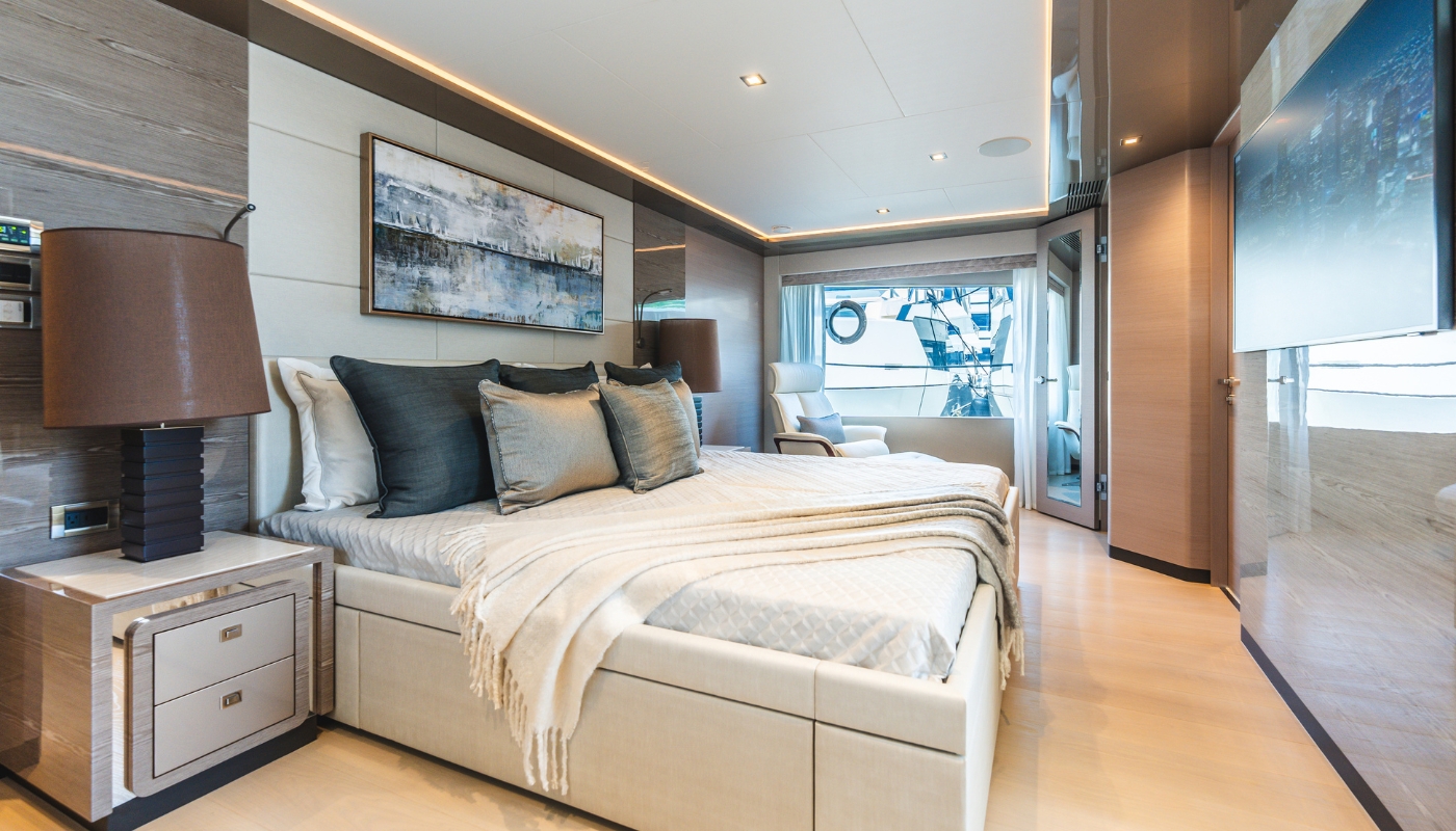 Exclusive Yachts - 98' Ocean Alexander interior