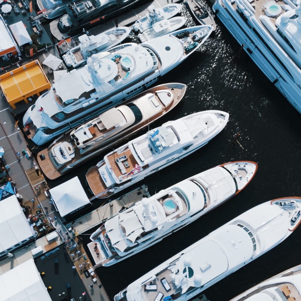 Exclusive Yachts - FLIBS Cocktail Party aboard 110' Horizon Freedom