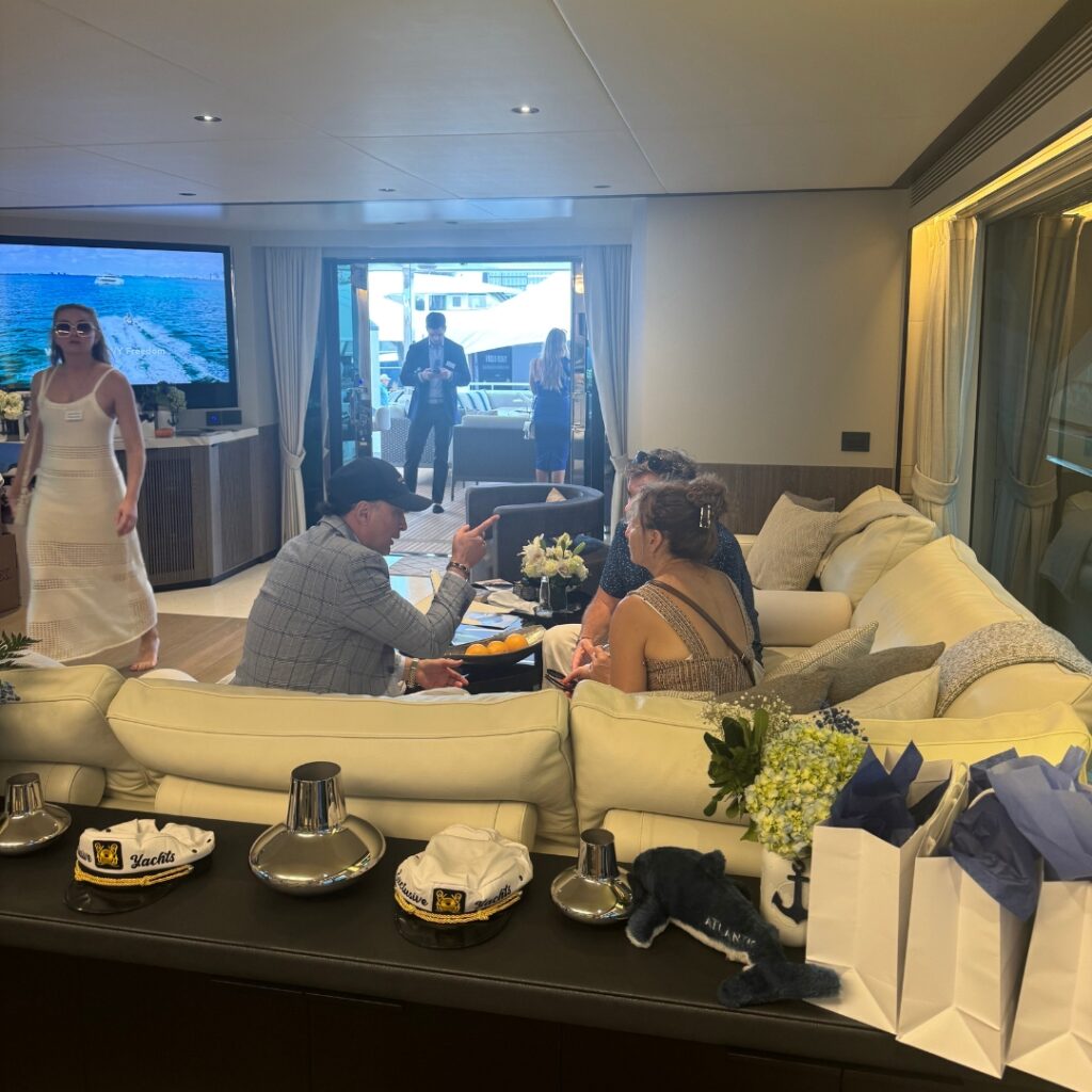 Exclusive Yachts - FLIBS Cocktail Party aboard 110' Horizon Freedom