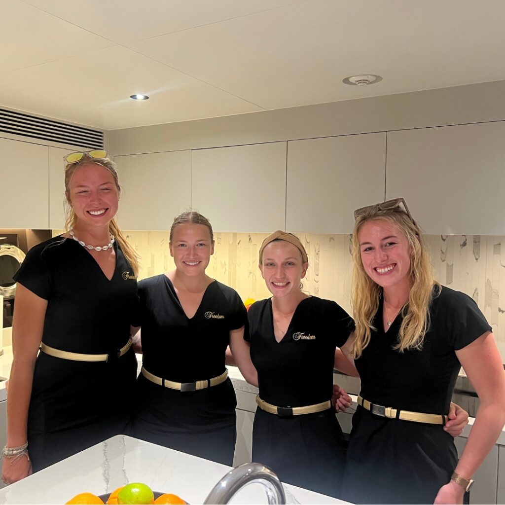 Exclusive Yachts - FLIBS Cocktail Party aboard 110' Horizon Freedom
