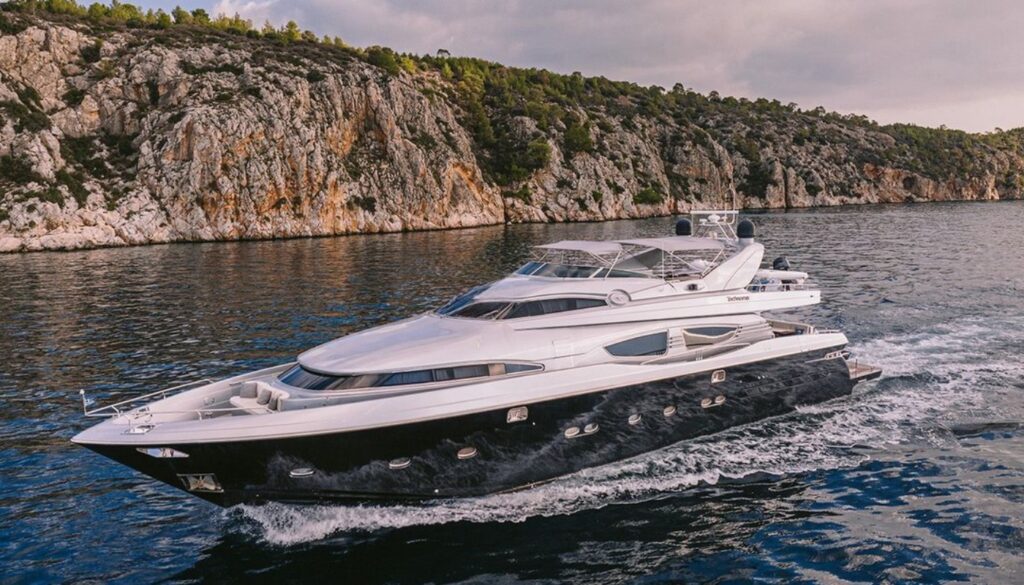 Exclusive Yachts - 100' yacht in Greece